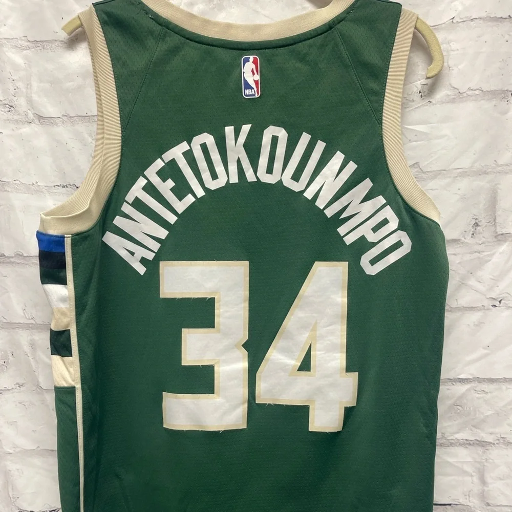 Nike NBA Antetokounmpo Milwaukee Bucks Dri-FIT Icon Edition Jersey